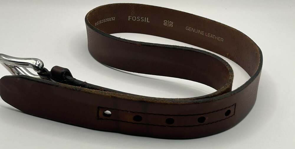 Fossil Men's Brown Genuine Leather Belt with Silver-Tone Buckle Size 80/32